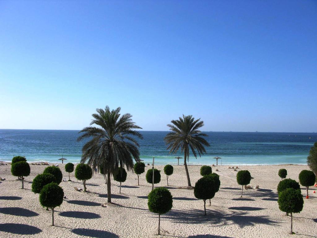 Golden Beach Motel Шарджа Экстерьер фото