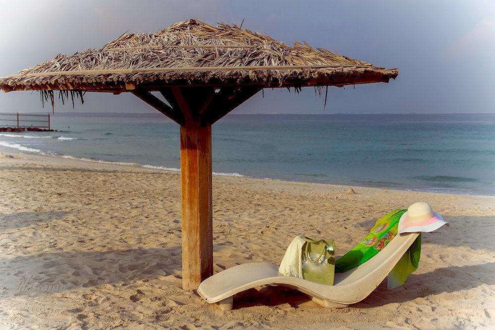 Golden Beach Motel Шарджа Экстерьер фото