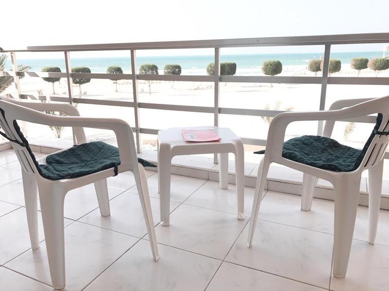 Golden Beach Motel Шарджа Экстерьер фото